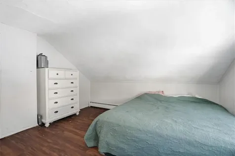 208 Simmonsville Avenue Johnston RI 02919