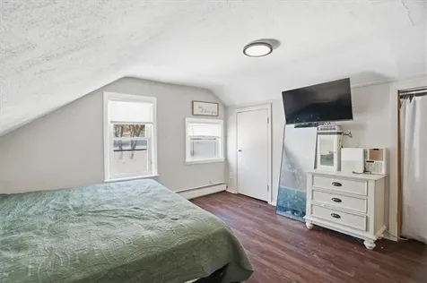 208 Simmonsville Avenue Johnston RI 02919