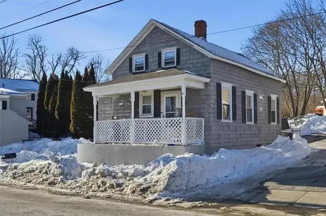 208 Simmonsville Avenue Johnston RI 02919