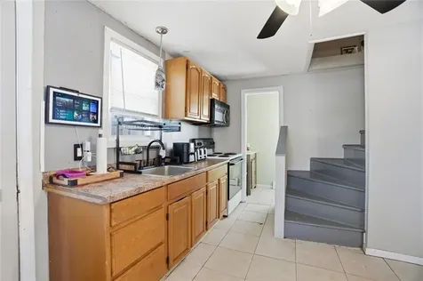 208 Simmonsville Avenue Johnston RI 02919