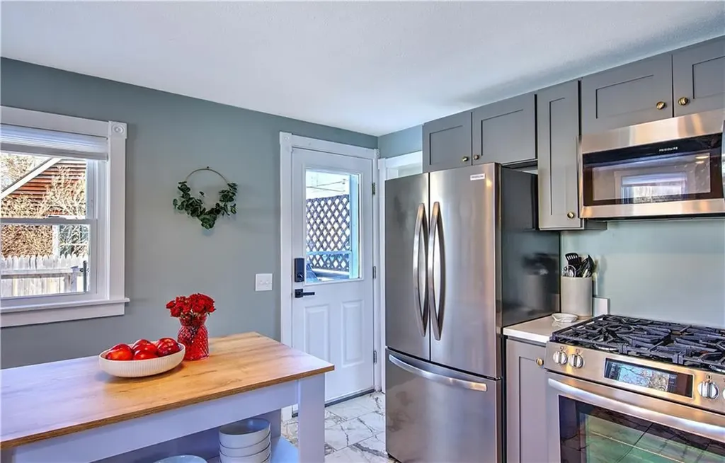 12 Collation Circle North Kingstown RI 02852