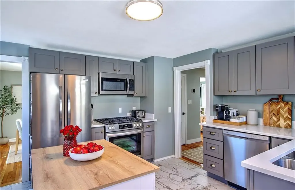 12 Collation Circle North Kingstown RI 02852