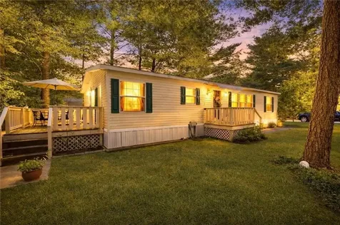 8 King Philip Road Coventry RI 02816