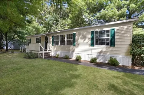 8 King Philip Road Coventry RI 02816