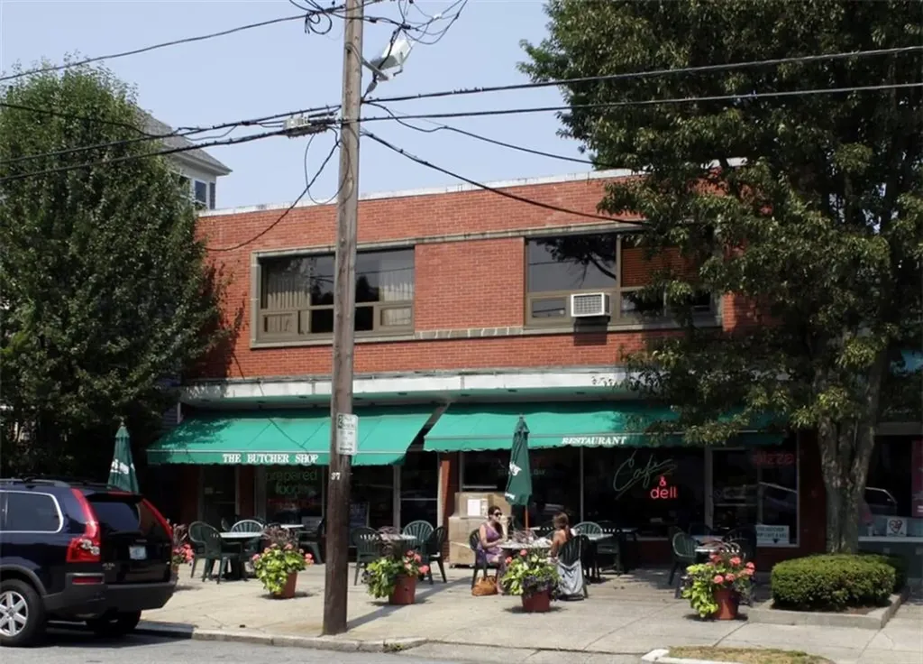 155 159 Elmgrove Avenue Providence RI 02906