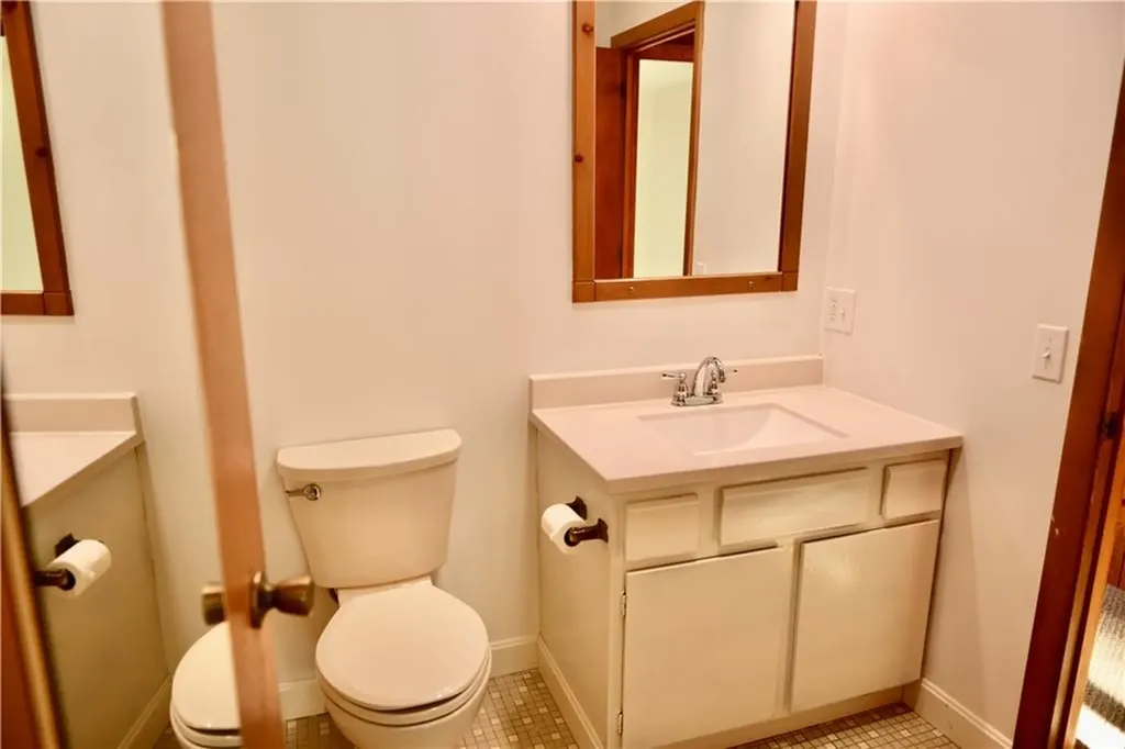 76 Batcheller Avenue Cranston RI 02920