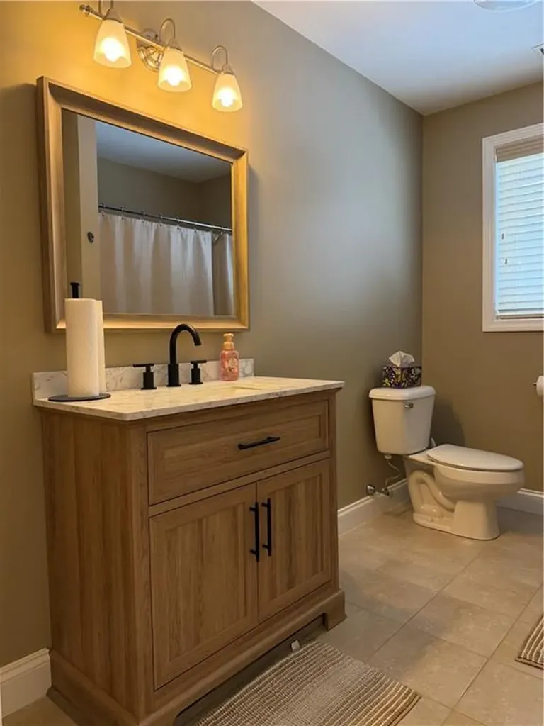 31 Stonebridge Lane West Greenwich RI 02817