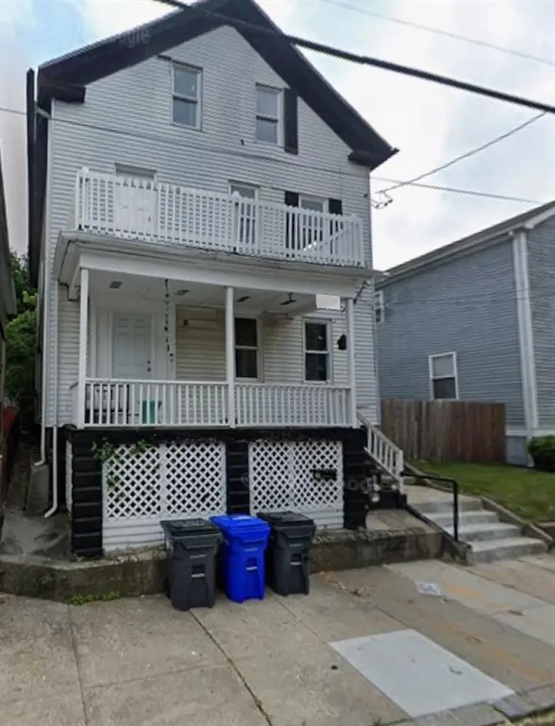 182 Ocean Street Providence RI 02905