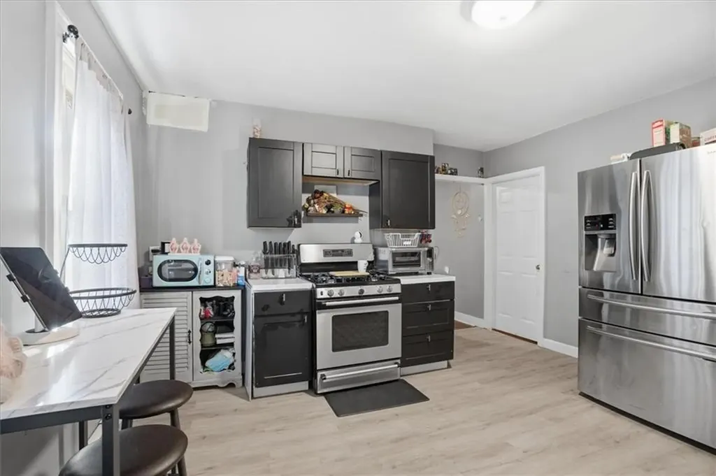 182 Ocean Street Providence RI 02905