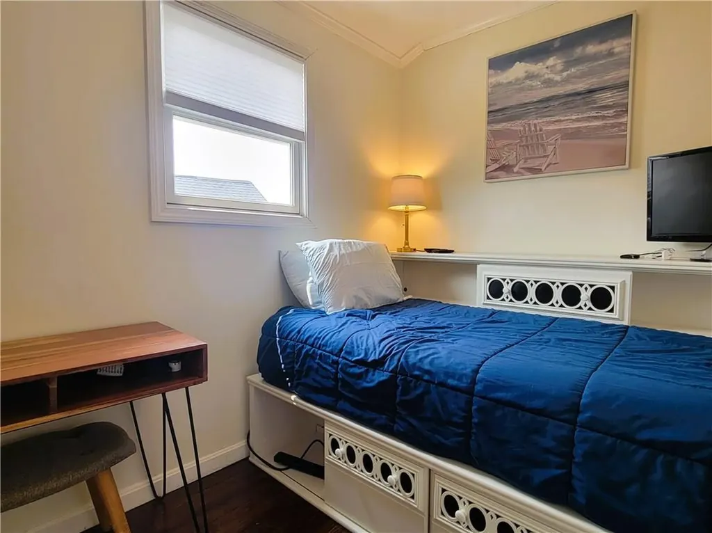 11 Hammond Street Newport RI 02840