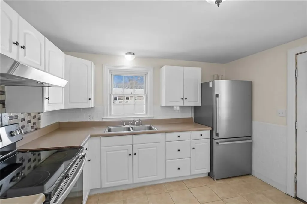 65 Almy Street Warwick RI 02886