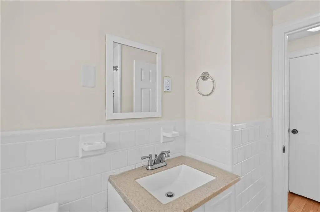 65 Almy Street Warwick RI 02886