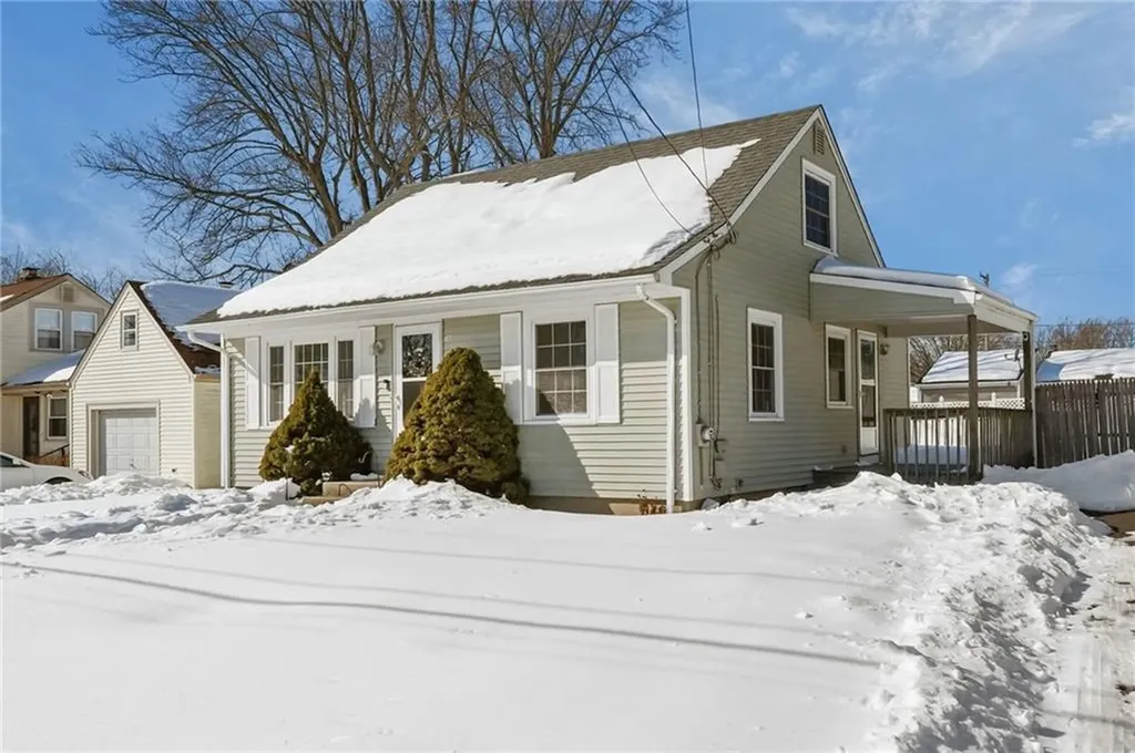 65 Almy Street Warwick RI 02886