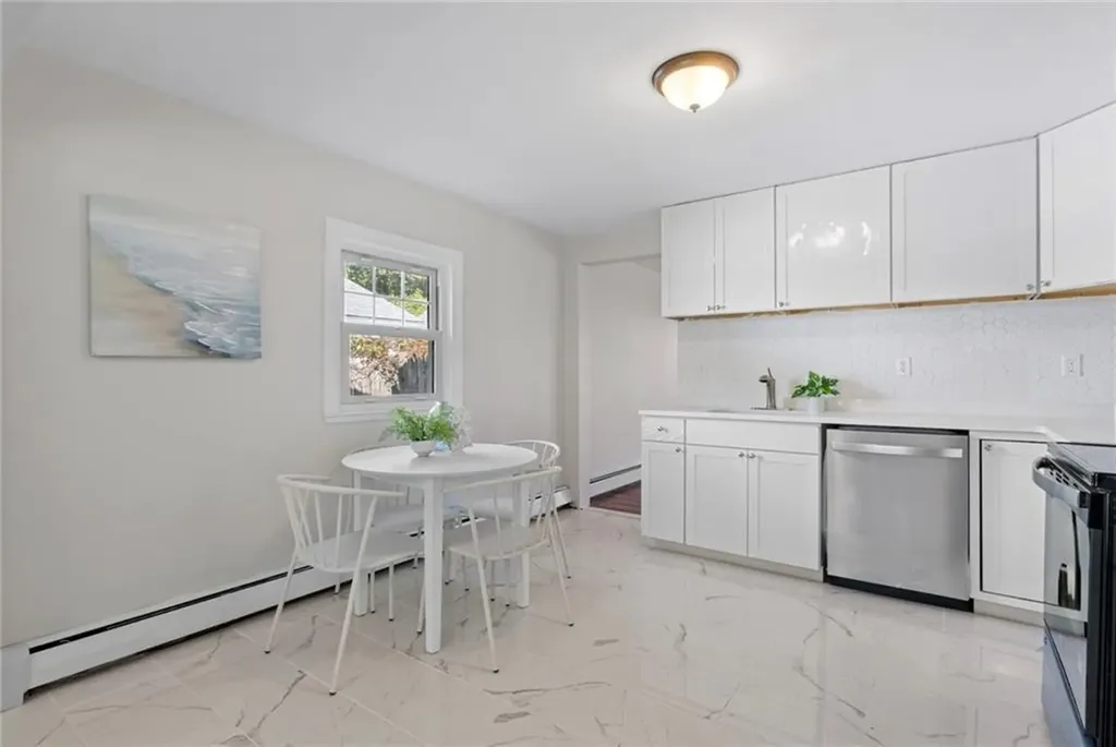 400 Schooner Avenue Jamestown RI 02835