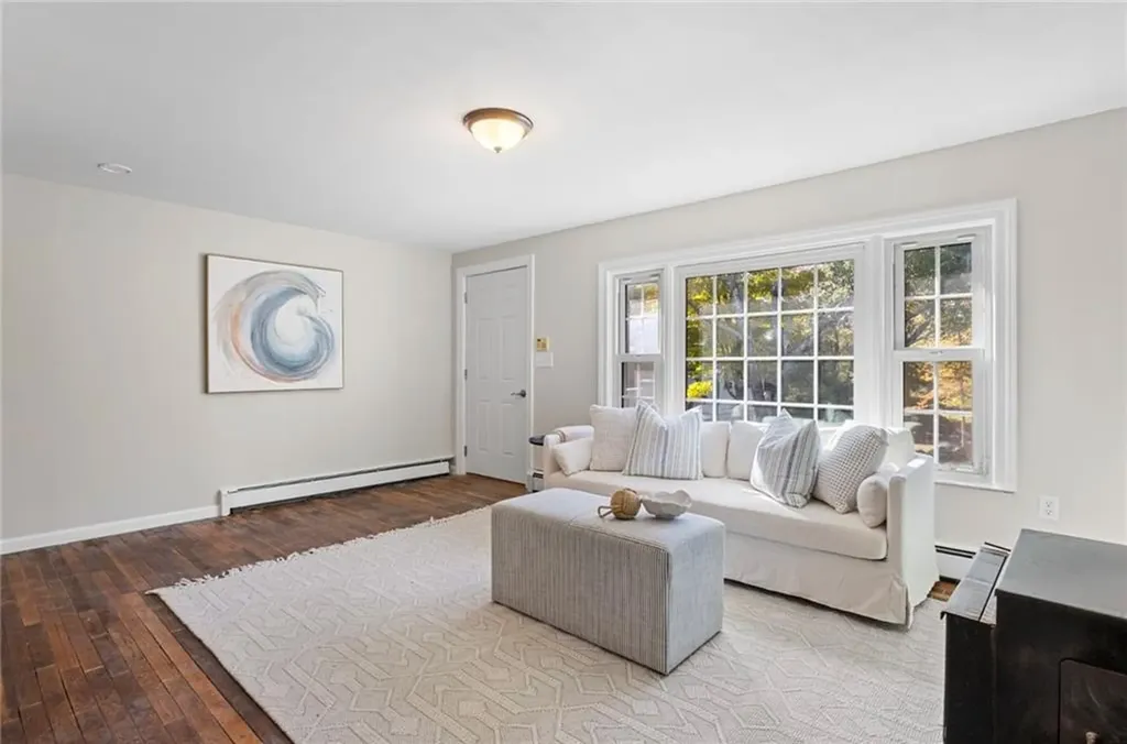 400 Schooner Avenue Jamestown RI 02835