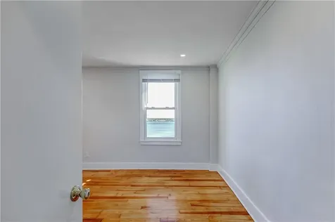 38 Morningside Lane Portsmouth RI 02871