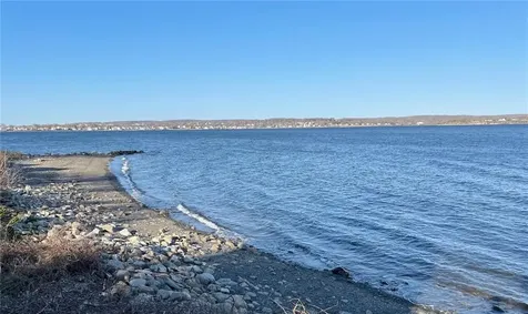 38 Morningside Lane Portsmouth RI 02871