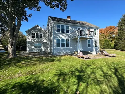 38 Morningside Lane Portsmouth RI 02871