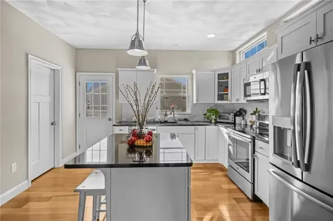 32 Morningside Drive North Kingstown RI 02852