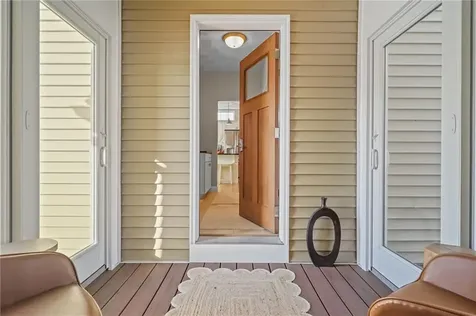 32 Morningside Drive North Kingstown RI 02852