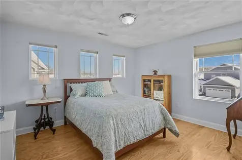 32 Morningside Drive North Kingstown RI 02852