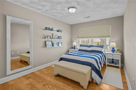 32 Morningside Drive North Kingstown RI 02852