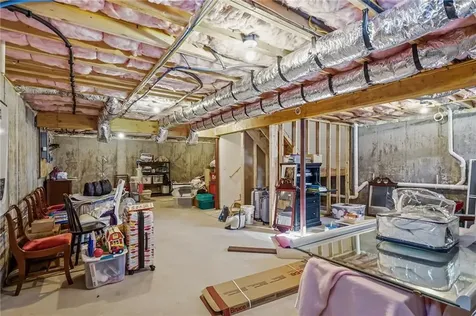 32 Morningside Drive North Kingstown RI 02852