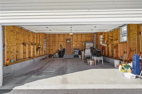 32 Morningside Drive North Kingstown RI 02852