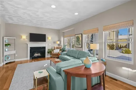 32 Morningside Drive North Kingstown RI 02852