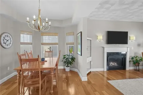 32 Morningside Drive North Kingstown RI 02852