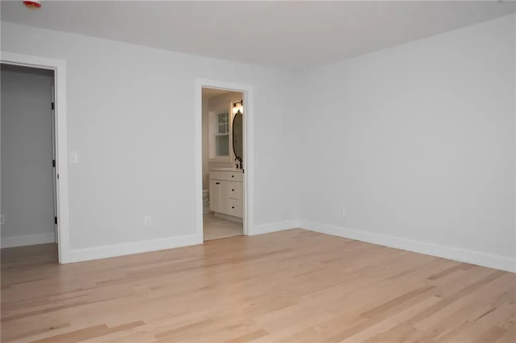 14 Recess Lane Warwick RI 02886