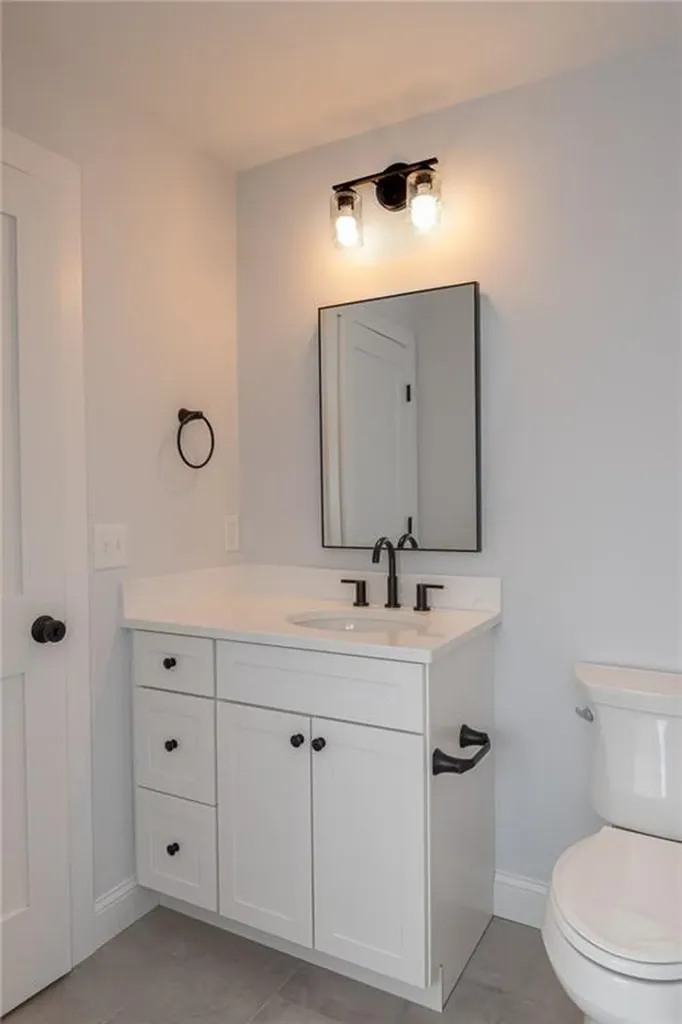 14 Recess Lane Warwick RI 02886