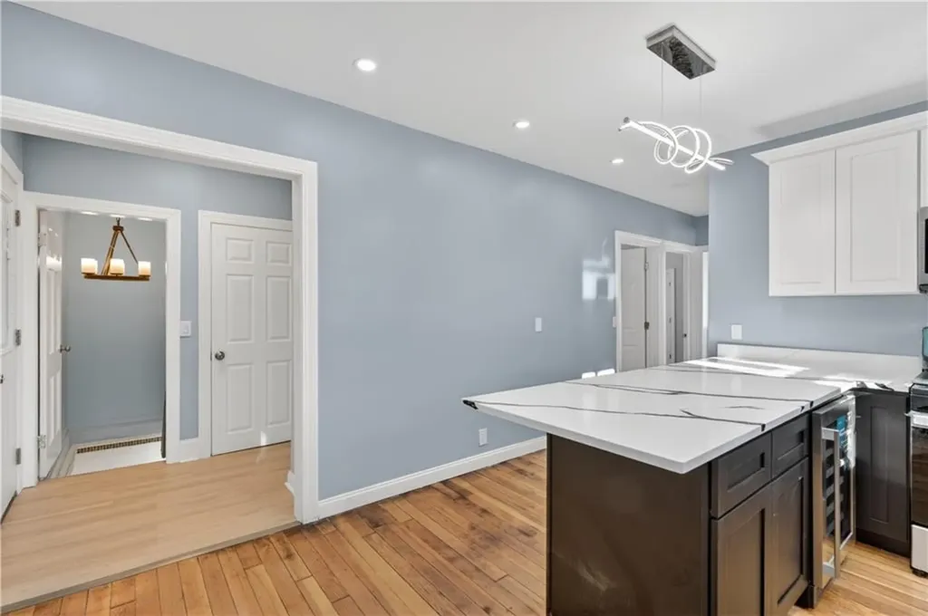 211 Pinnery Avenue Warwick RI 02886