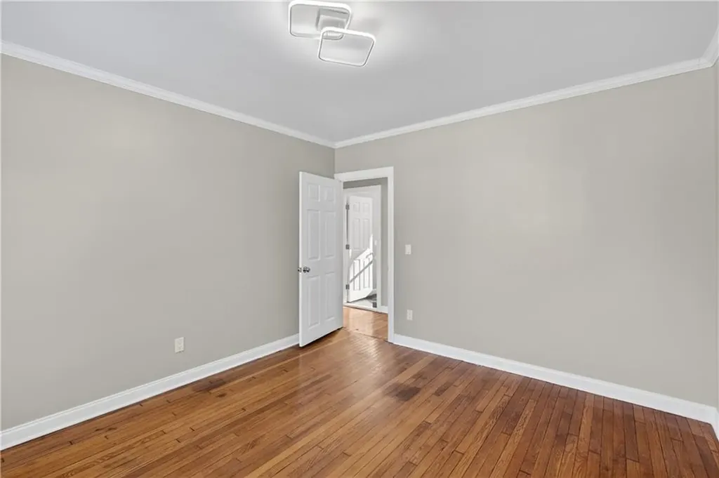 211 Pinnery Avenue Warwick RI 02886