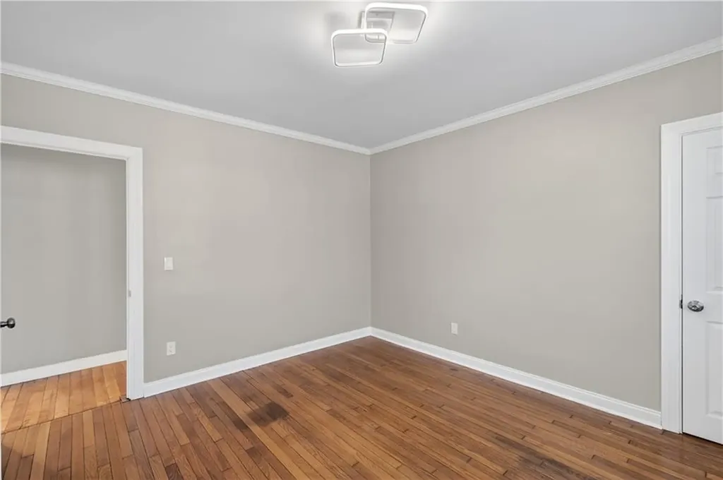 211 Pinnery Avenue Warwick RI 02886