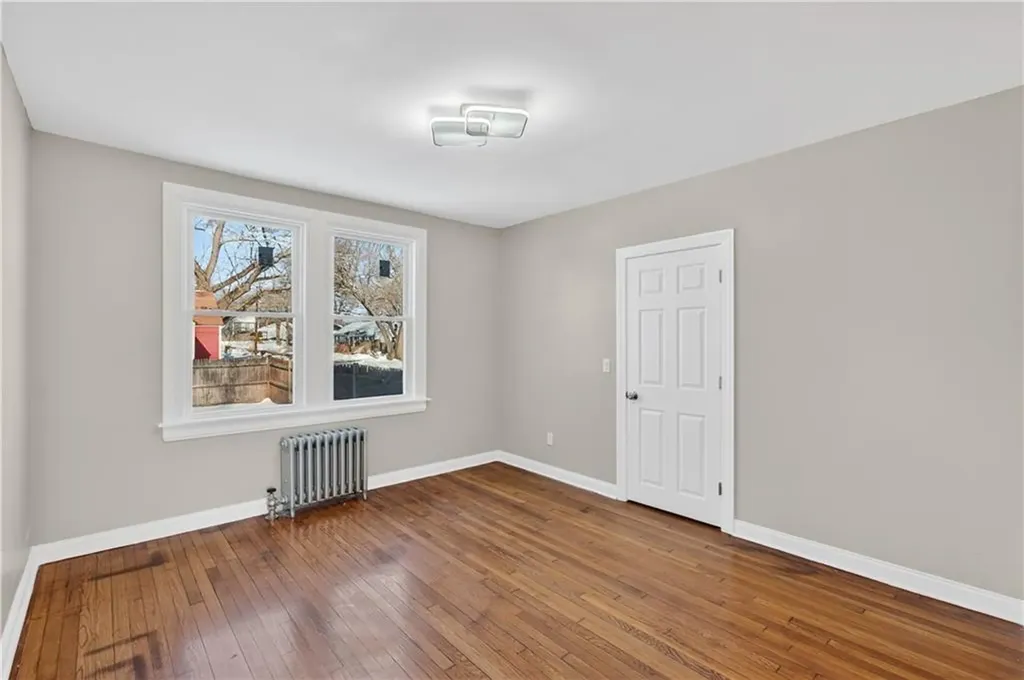 211 Pinnery Avenue Warwick RI 02886