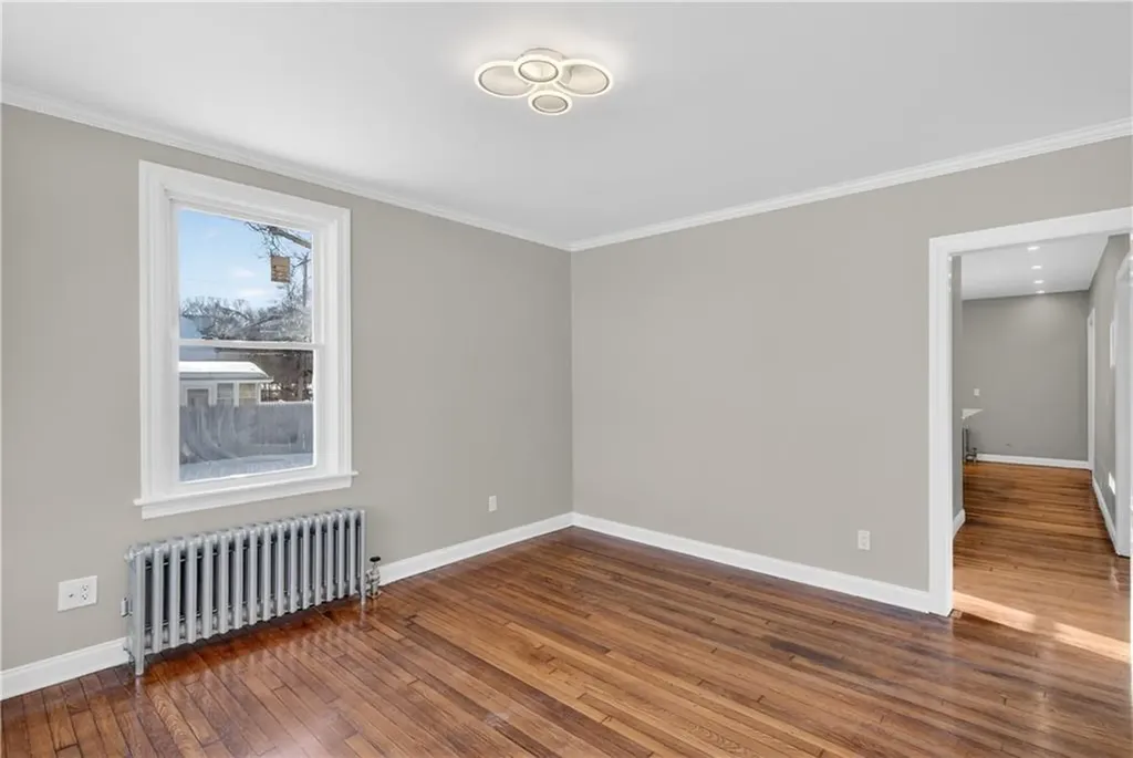 211 Pinnery Avenue Warwick RI 02886