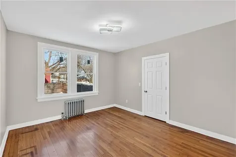 211 Pinnery Avenue Warwick RI 02886