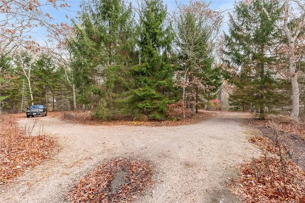 135 Ross Hill Road Charlestown RI 02813