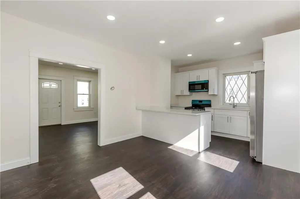 73 75 Maple Avenue Johnston RI 02919