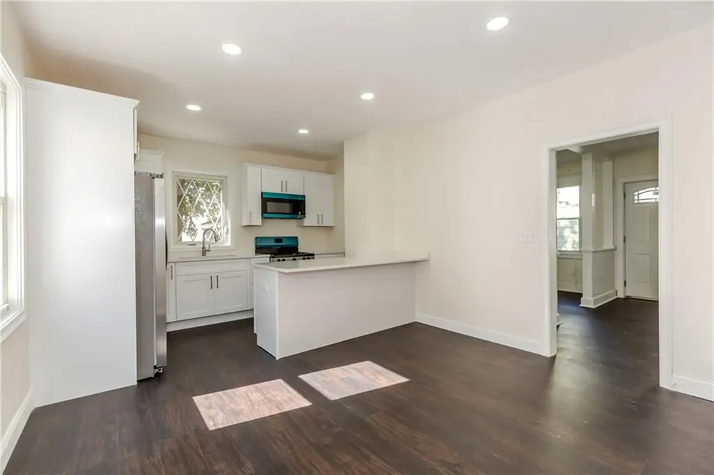 73 75 Maple Avenue Johnston RI 02919