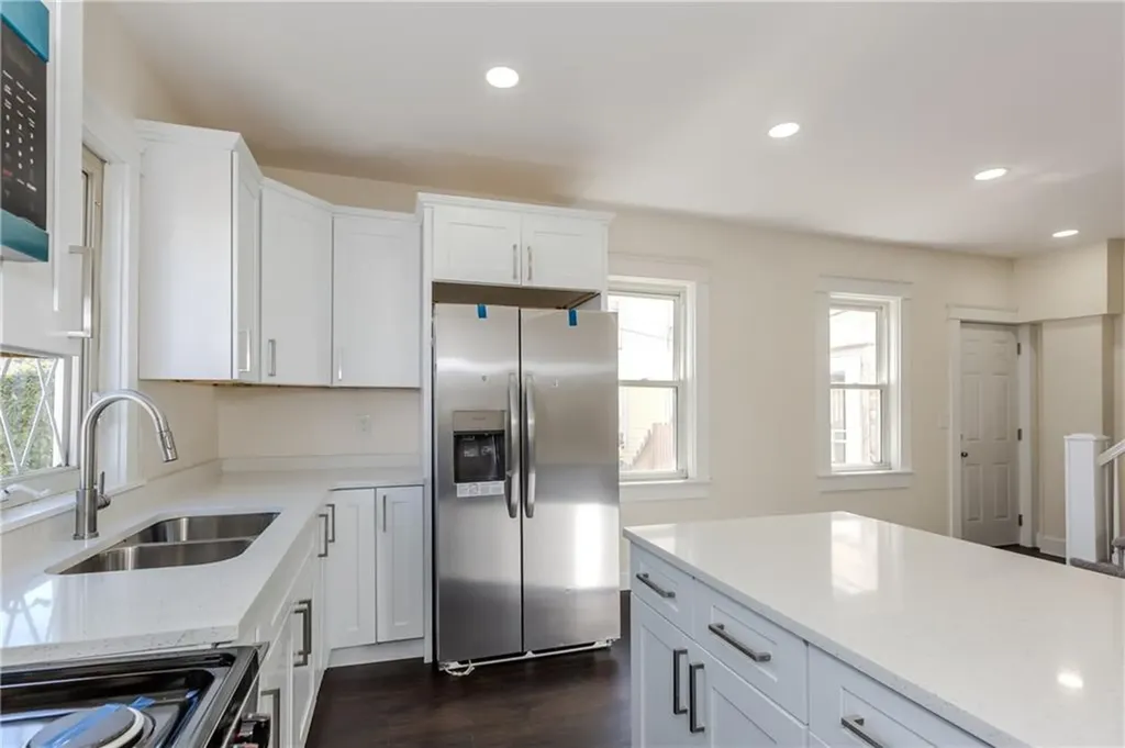 73 75 Maple Avenue Johnston RI 02919