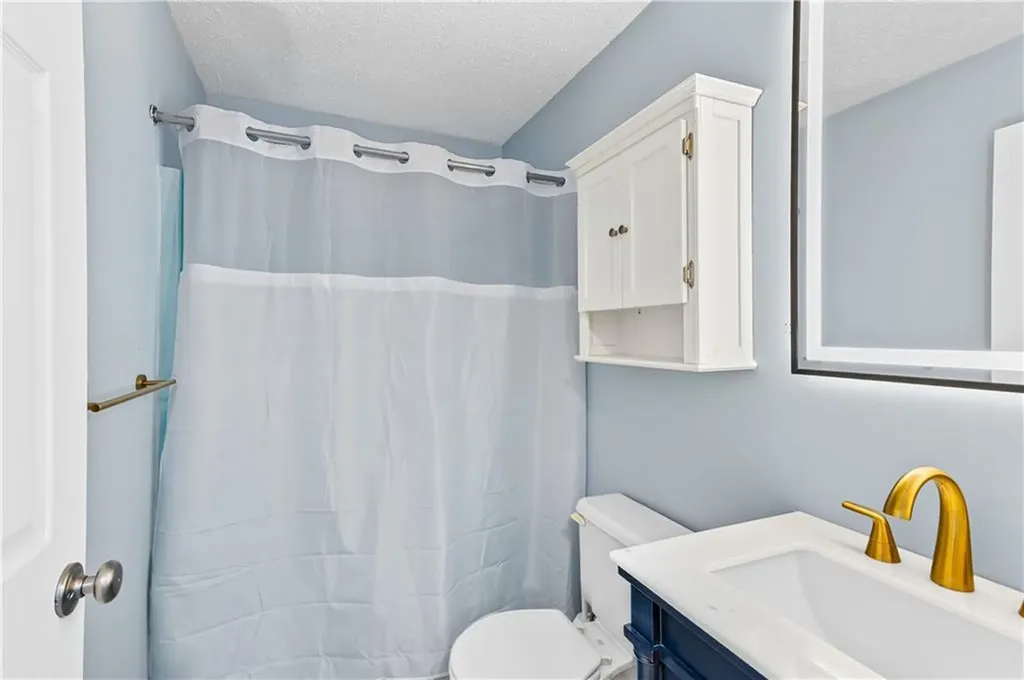 2 Riverwoods Court East Providence RI 02916