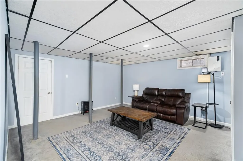 2 Riverwoods Court East Providence RI 02916