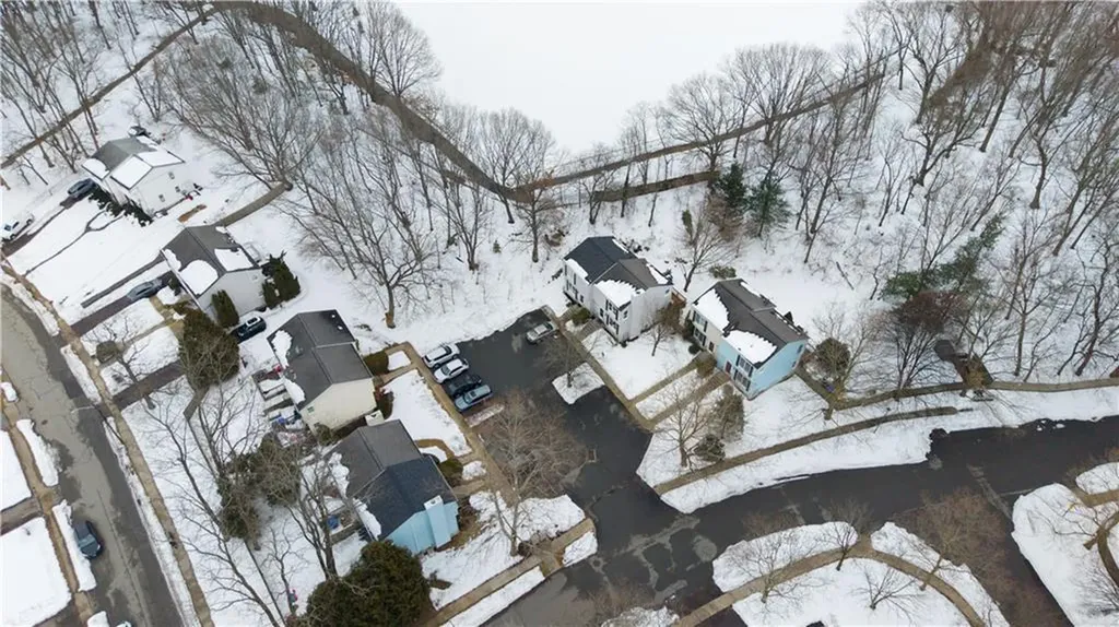 2 Riverwoods Court East Providence RI 02916