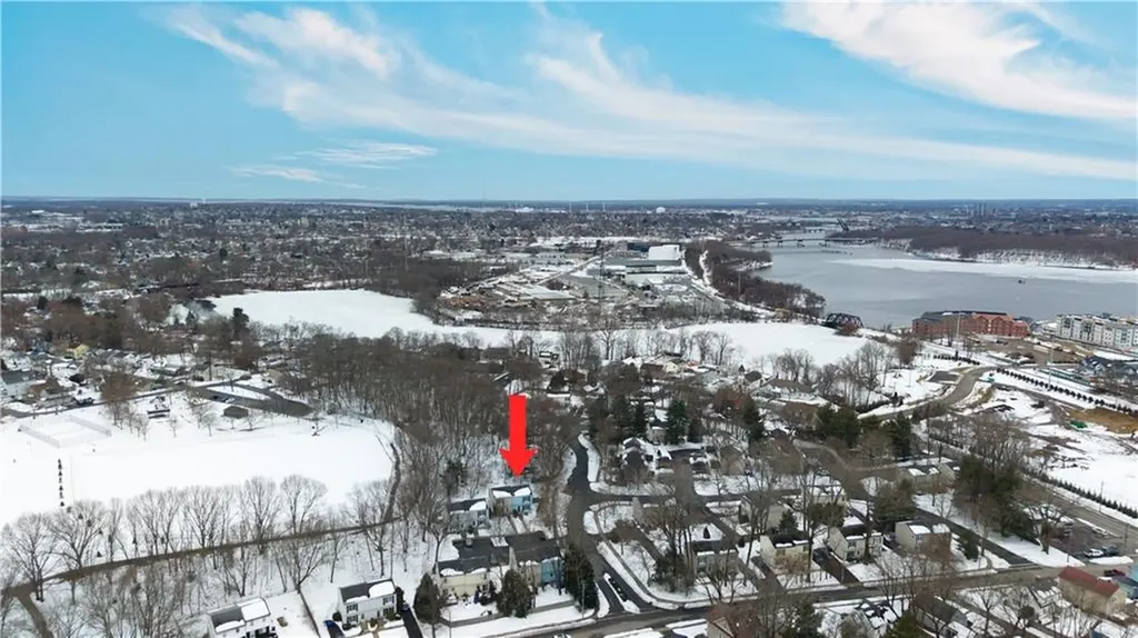 2 Riverwoods Court East Providence RI 02916