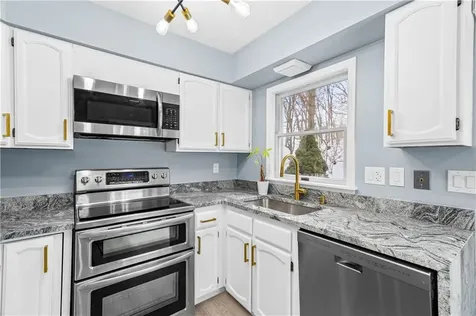 2 Riverwoods Court East Providence RI 02916