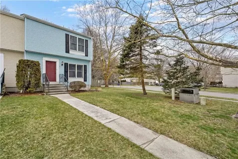 2 Riverwoods Court East Providence RI 02916