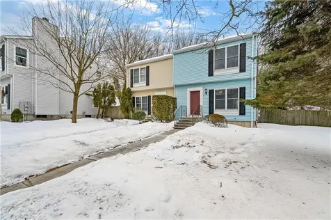 2 Riverwoods Court East Providence RI 02916