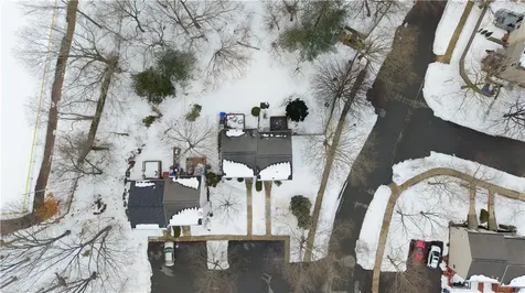 2 Riverwoods Court East Providence RI 02916